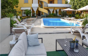 Gorgeous Apartment In Pakostane With Wifi